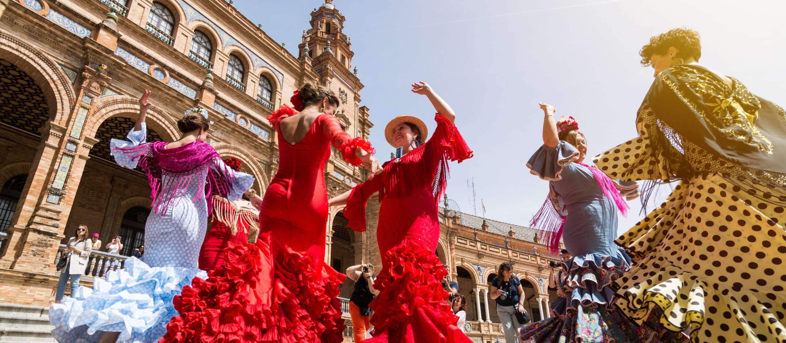 色彩豊かなスペイン祭りガイド：感動と興奮のフィエスタ体験 