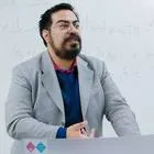 ペラエズ エドガル 先生