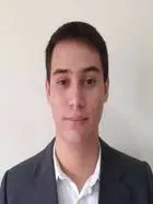 Cesar Lazaro Gamarra Cardona  先生