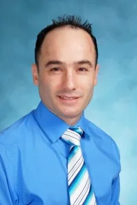 Helman Gustavo  先生